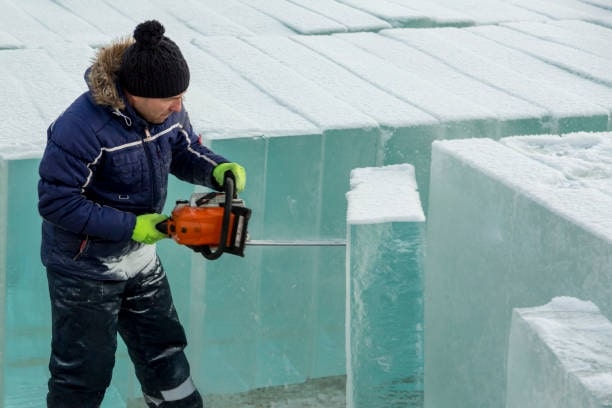 Conquer the Chill: Outdoor Research Aksel Work Gloves and the Best Winter Gear for Outdoor Work