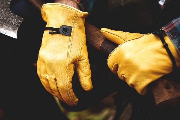 Crafting Excellence: The Ultimate Guide to the Best Insulated Leather Work Gloves for Men and Women