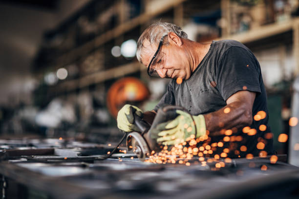 Debunking Myths: Do Fingerless Gloves Really Work for Hand Protection?