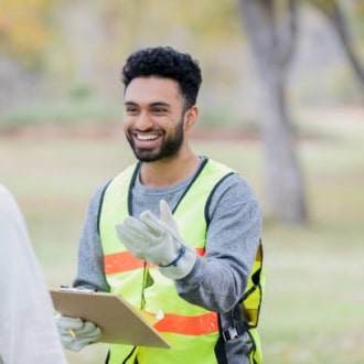 Hands Unleashed: Exploring the Best Fingerless Work Gloves in Canada for Women and Men