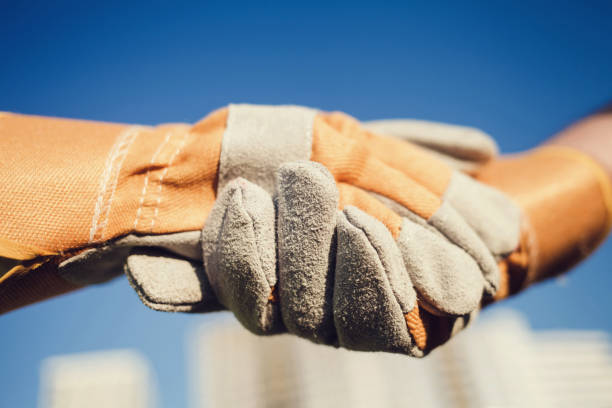 Revolutionizing Cold Work Environments: Heated Work Gloves Canada