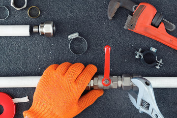 The Best Warm Work Gloves- Durable & Waterproof Gloves for Outdoor Work in Winter