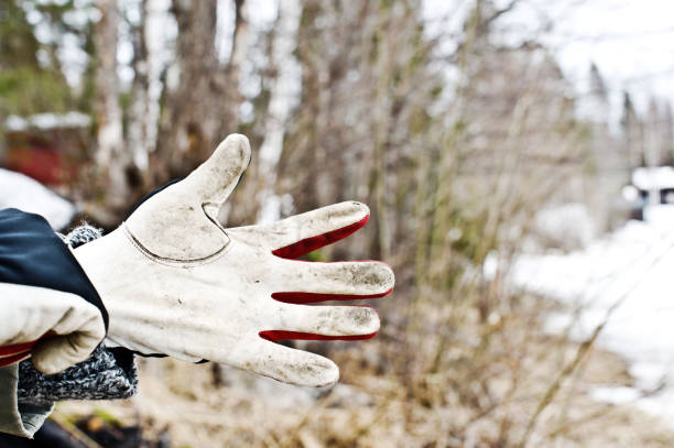 Tips for Choosing the Right Mens Cold Weather Work Gloves