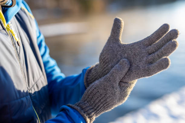 Best Thin Warm Work Gloves to Keep Your Hands Protected