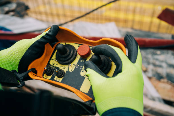 Beyond Borders: Unraveling the Tapestry of Work Gloves in Canada