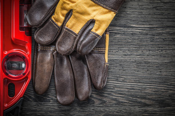 Embracing Warmth and Durability: The Superiority of Leather Insulated Work Gloves