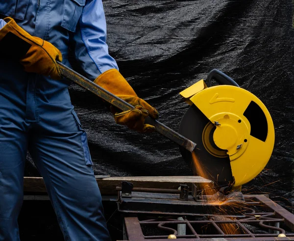 Mastering Durability: Unveiling the Excellence of Endura Leather Work Gloves