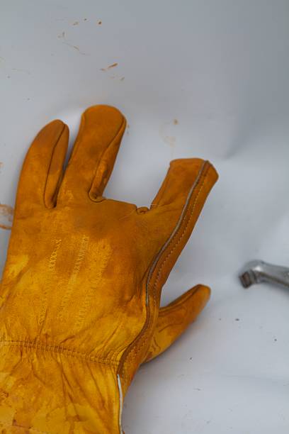 Mastering the Chill: Navigating Winter Tasks with Insulated Leather Work Gloves