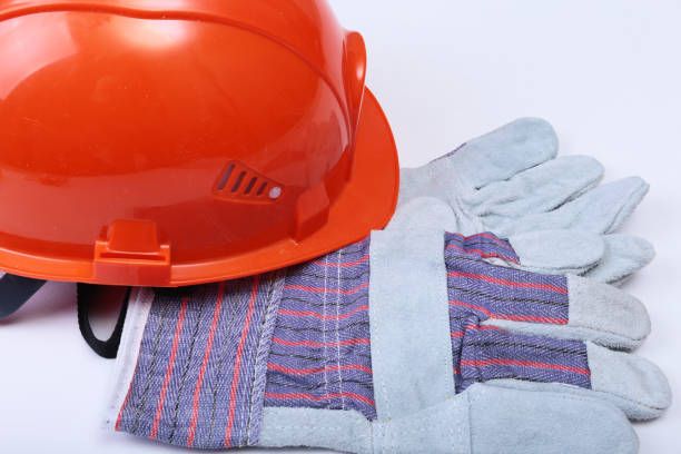 Mastering the Chill: Unraveling the Prowess of Thermal Winter Work Gloves