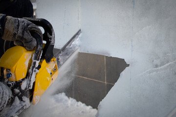 Navigating Winter's Chill: Unveiling the Pinnacle of Protection with Top Winter Work Gloves