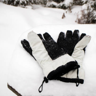The Best Cold Weather Work Gloves for Carpenters