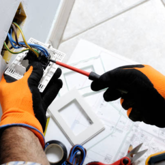 The Best Gloves for Electrical Work
