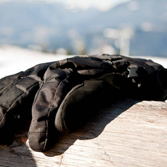 The Best Work Gloves for Extreme Weather Conditions