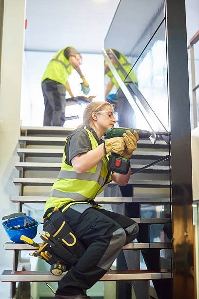 The Ultimate Guide to Work Gloves at Home Depot Canada: Finding the Perfect Fit for Electrical and Cold Weather Tasks