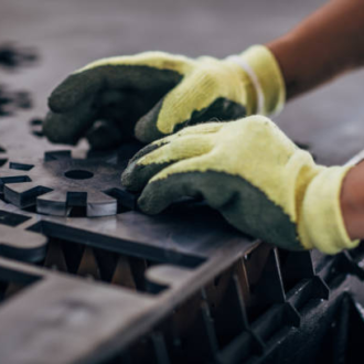 Warehouse Warriors: Navigating the Best Gloves for Warehouse Work, Including Heated Options